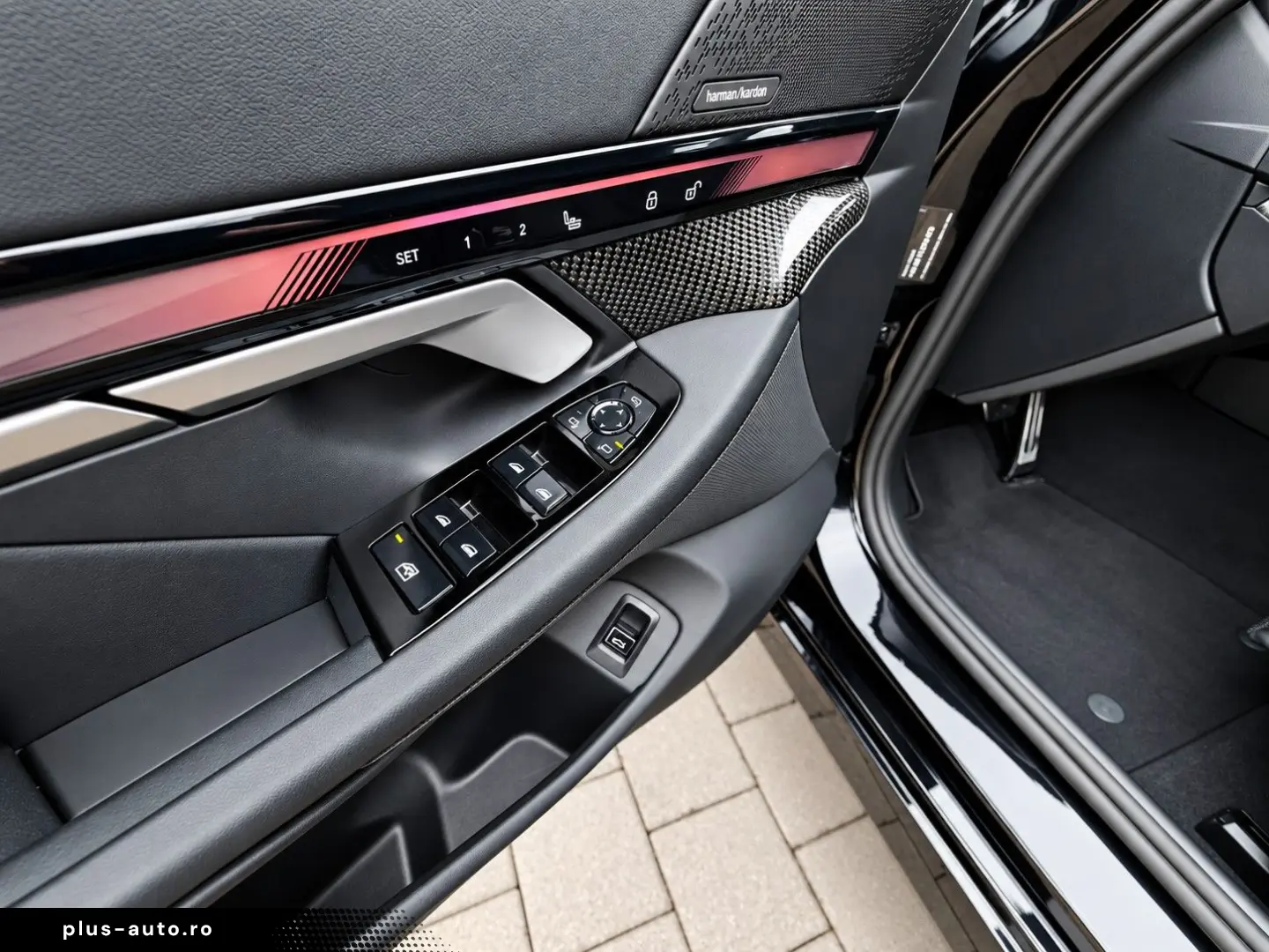 BMW 540d xDr M SPORT PRO PANO AHK STDHZ H&K HUD 21