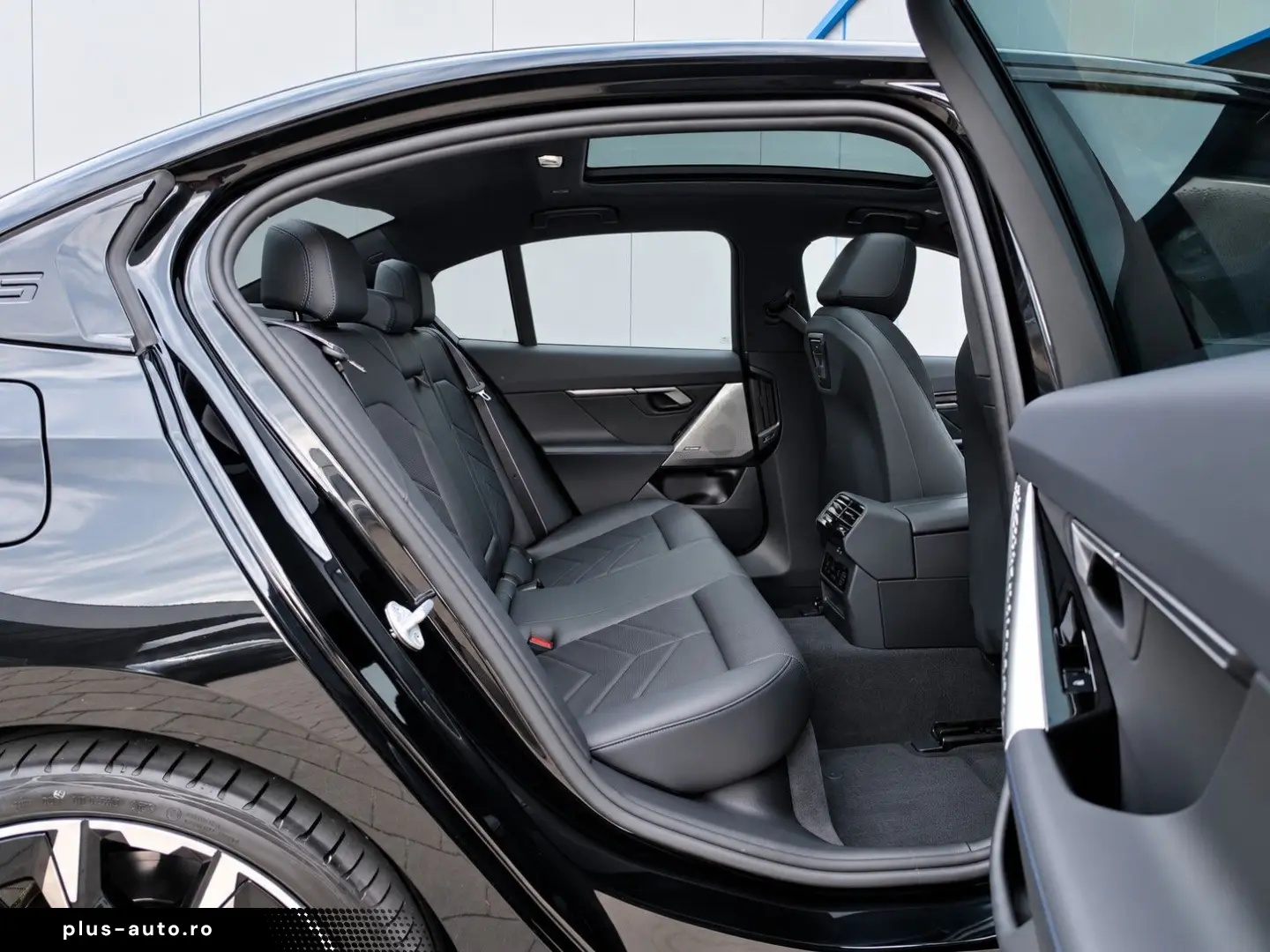 BMW 540d xDr M SPORT PRO PANO AHK STDHZ H&K HUD 21