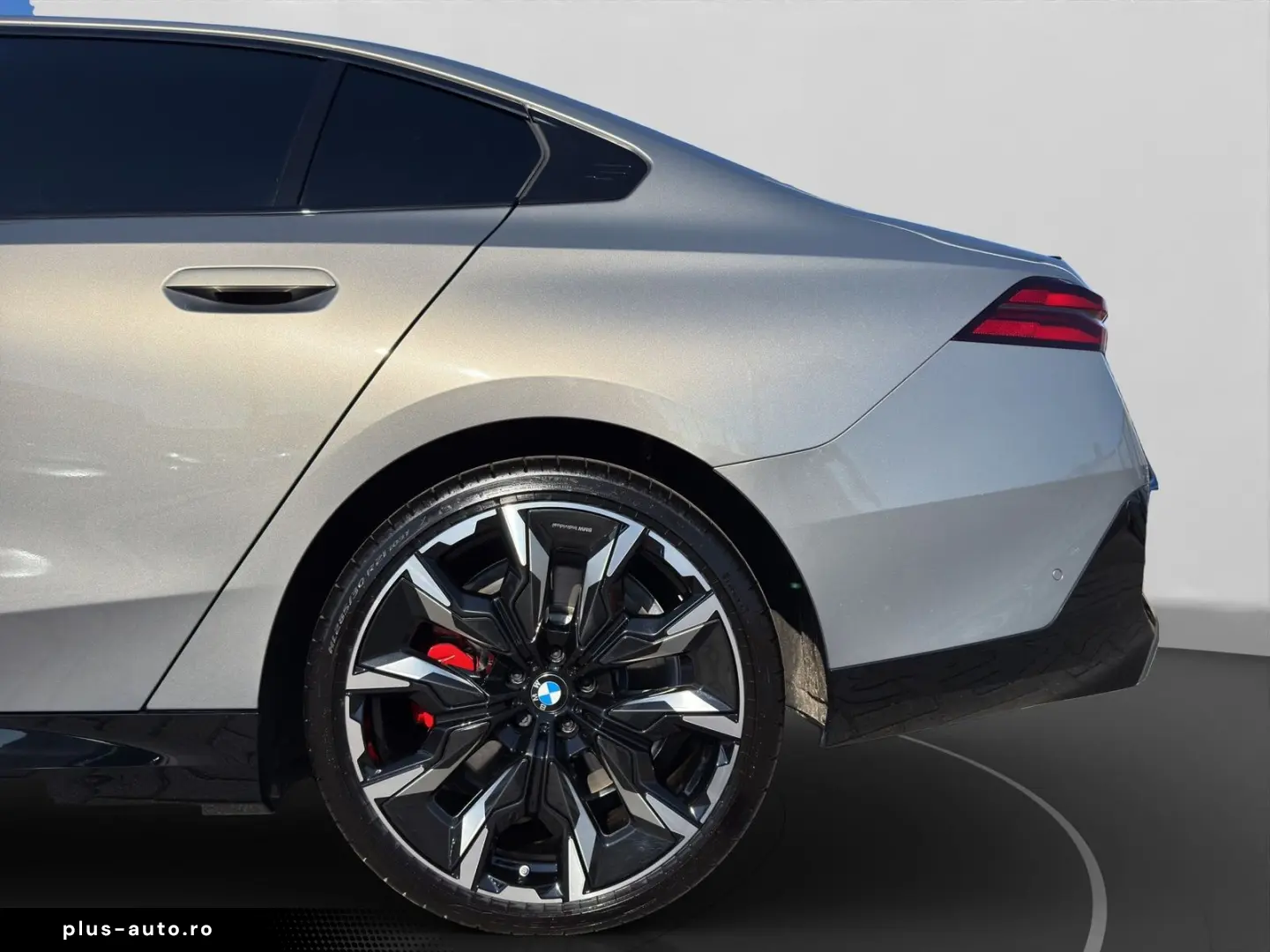 BMW 550e xDrive M Paket Pro Panorma B&W HiFi 360  Ka