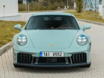 Porsche 911 Carrera 4 GTS T-Hybrid