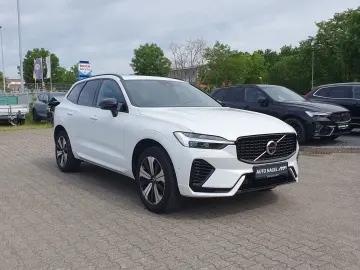 VOLVO XC60 Recharge T6 R-Design  PANO Distronic Autom.
