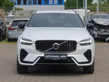 VOLVO XC60 Recharge T6 R-Design  PANO Distronic Autom.