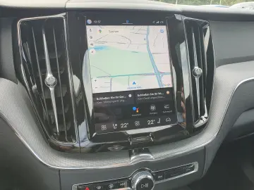 VOLVO XC60 Recharge T6 R-Design  PANO Distronic Autom.