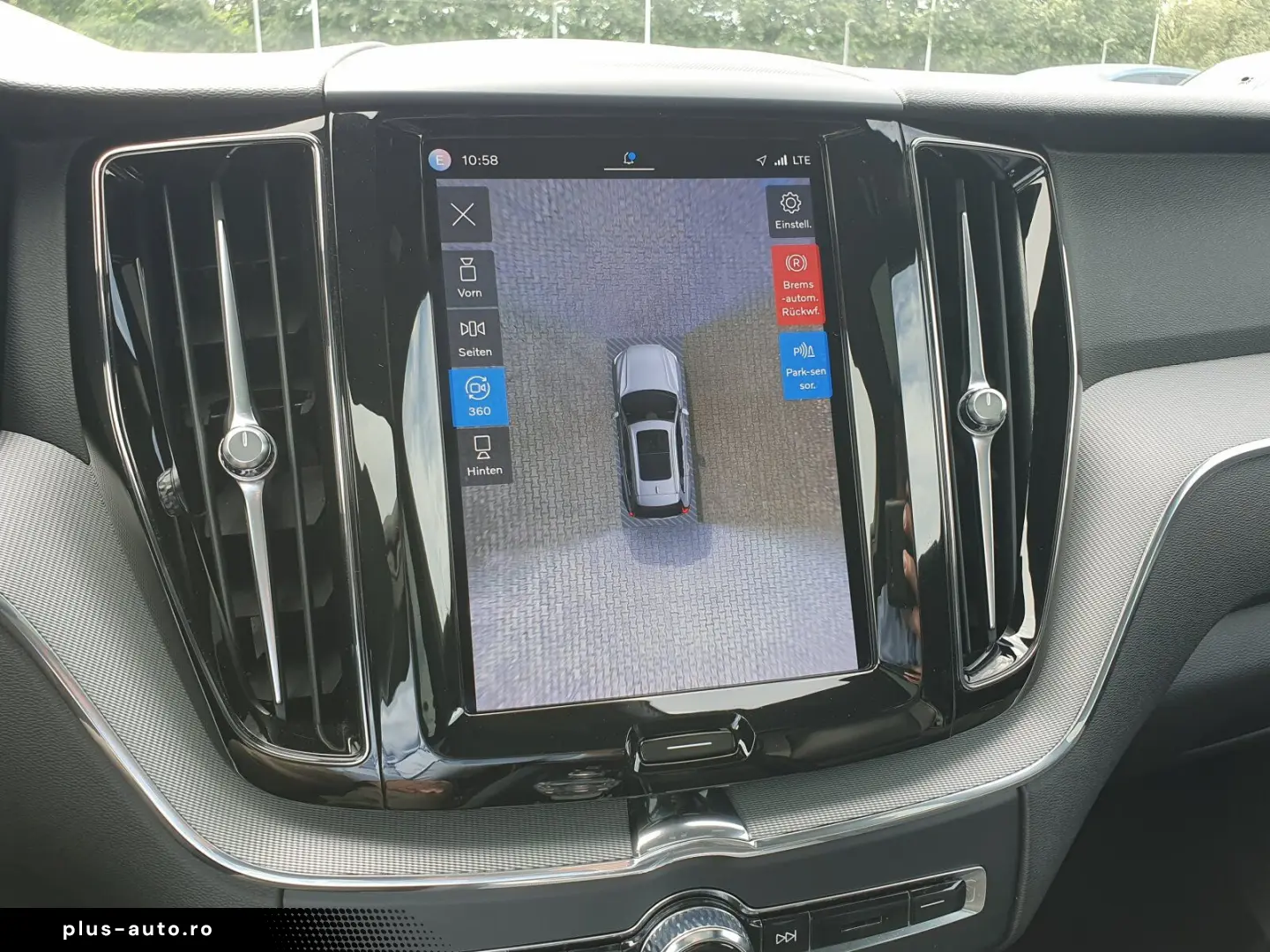 VOLVO XC60 Recharge T6 R-Design  PANO Distronic Autom.