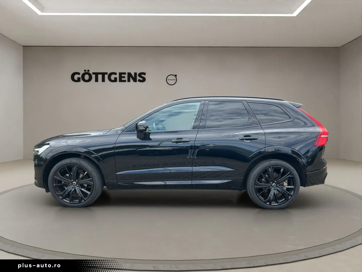 VOLVO XC60 B5 B AWD Ultra Black Edition 360  PANO NAVI