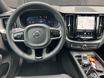 VOLVO XC60 B5 B AWD Ultra Black Edition 360  PANO NAVI