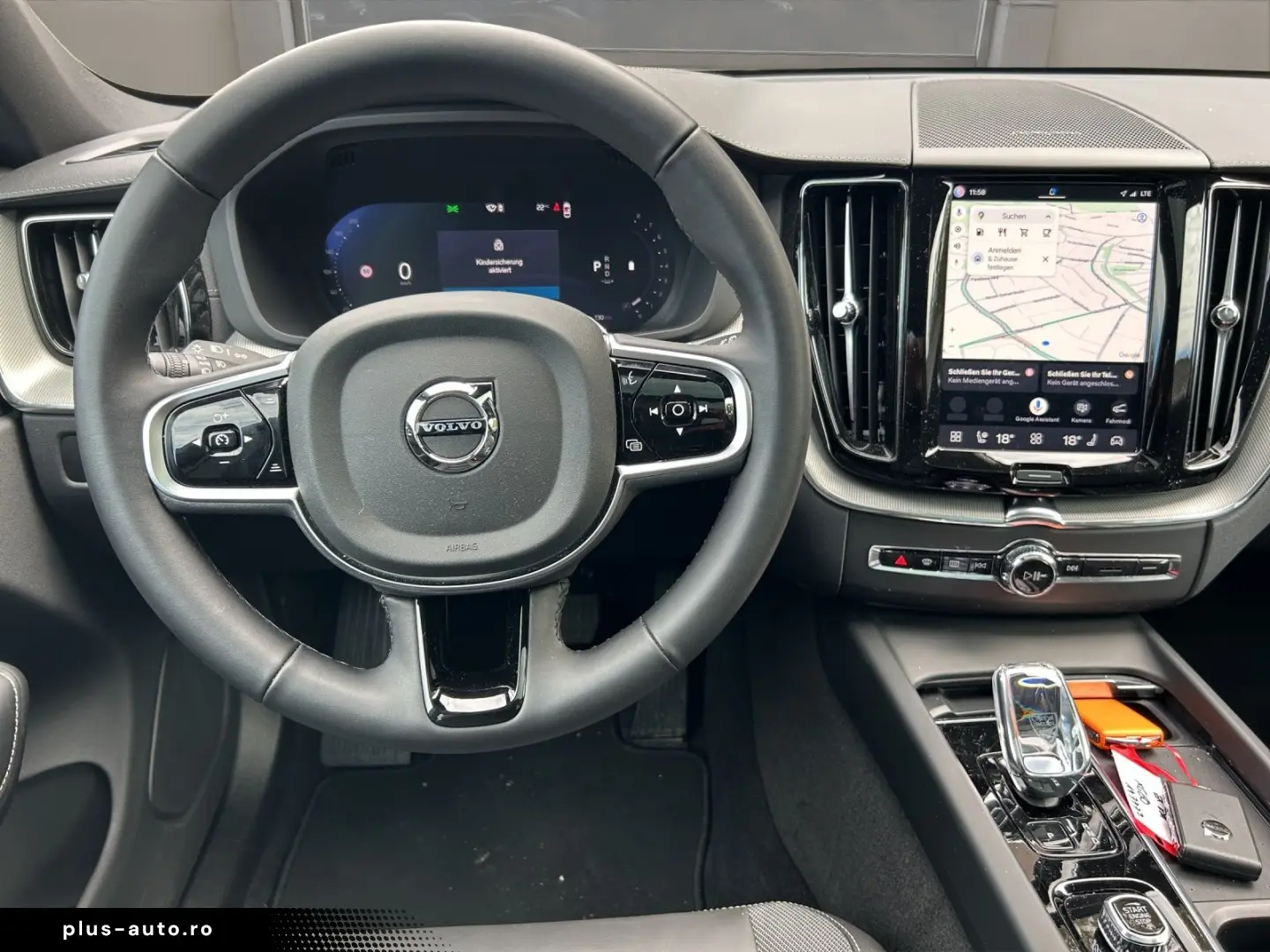 VOLVO XC60 B5 B AWD Ultra Black Edition 360  PANO NAVI