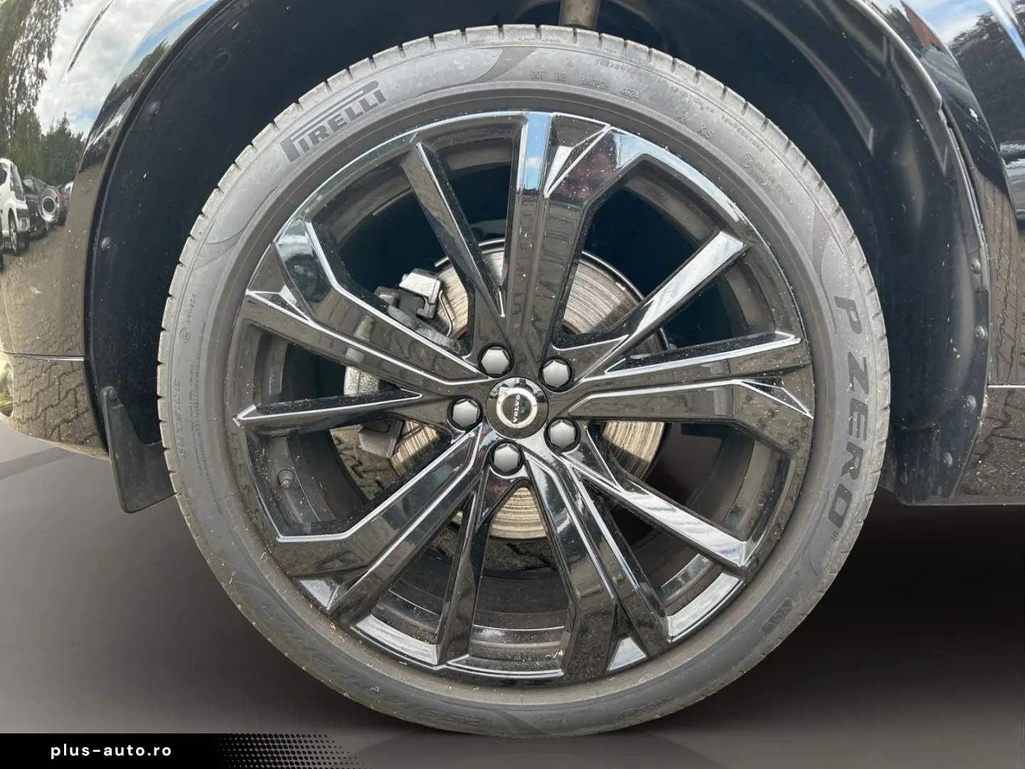 VOLVO XC60 B5 B AWD Ultra Black Edition 360  PANO NAVI