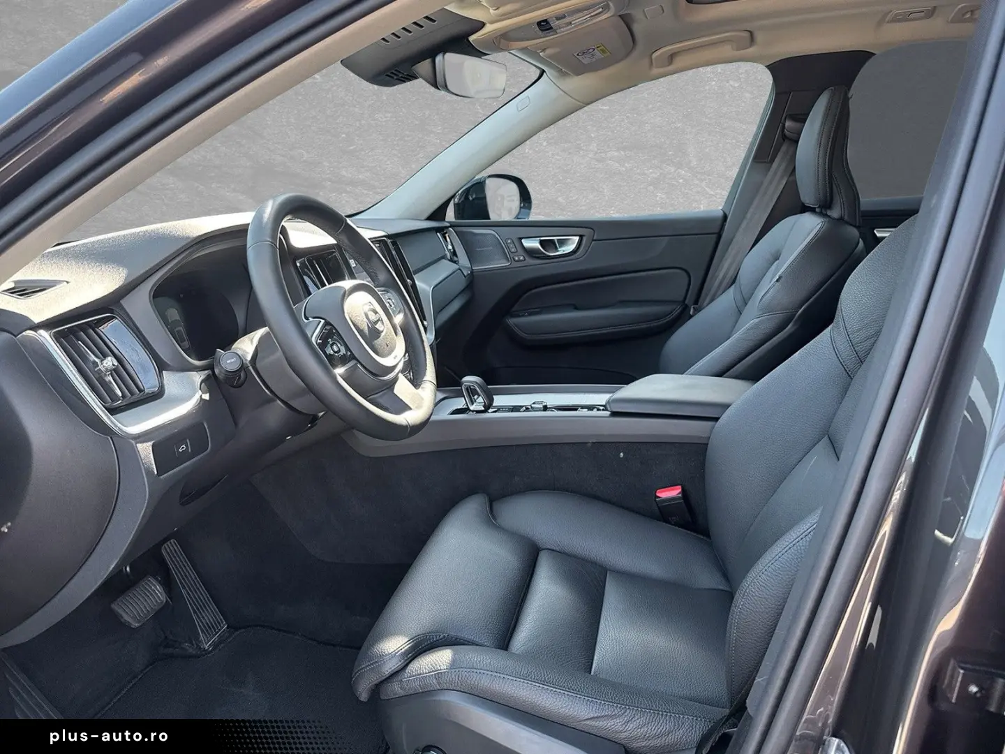 VOLVO XC60 B5 AWD Plus Dark ACC BLIS SD LED