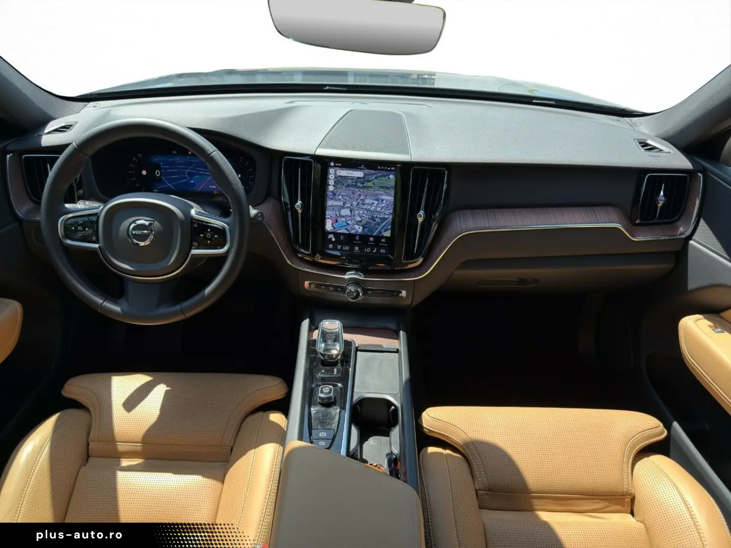 VOLVO XC60 B4 Diesel AWD Plus Dark