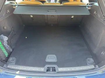 VOLVO XC60 B4 Diesel AWD Plus Dark