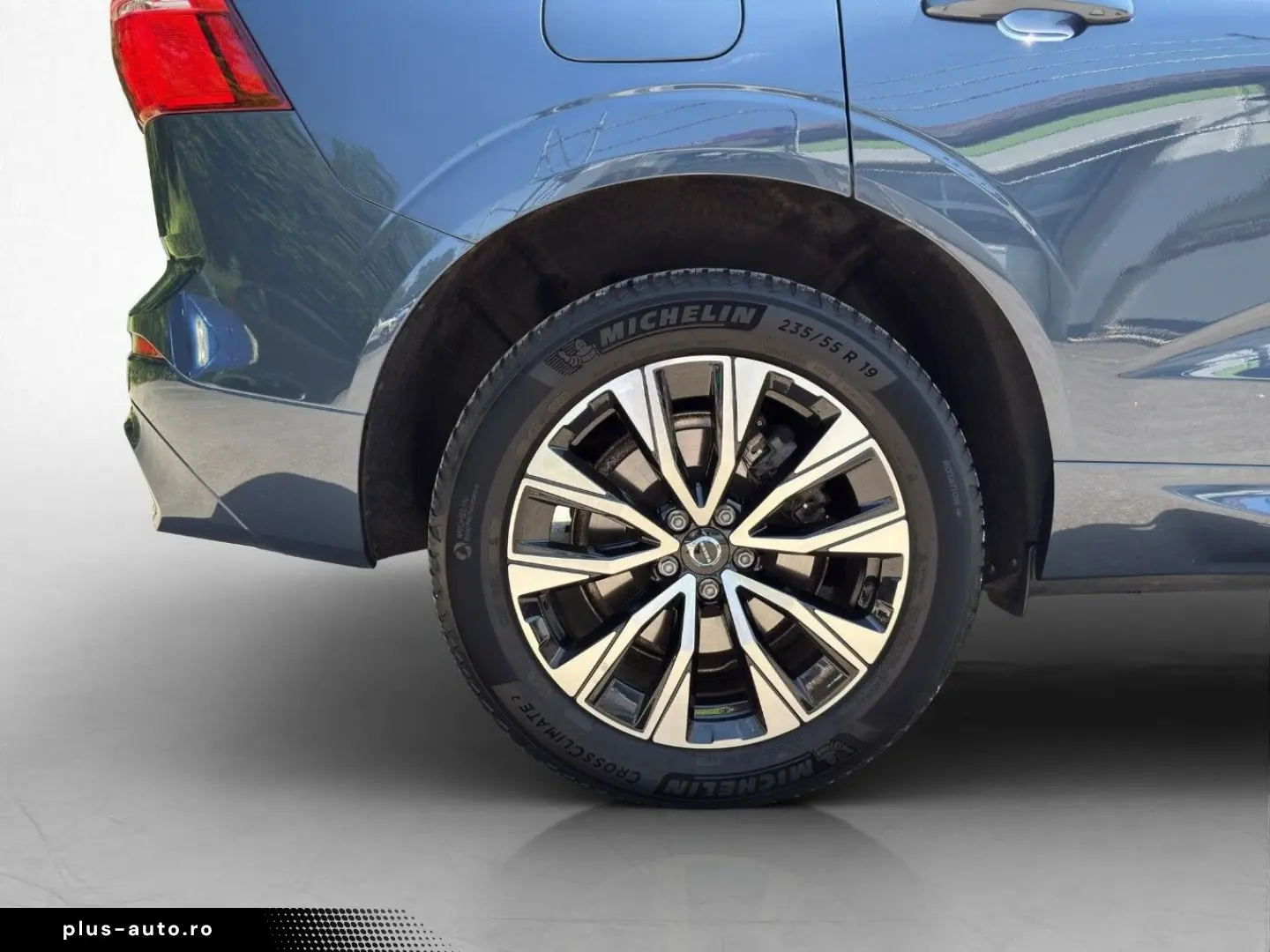 VOLVO XC60 B4 Diesel AWD Plus Dark