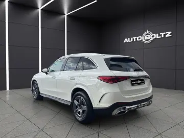 MERCEDES-BENZ GLC 200 4M AMG Premium Sitzklima Massa…