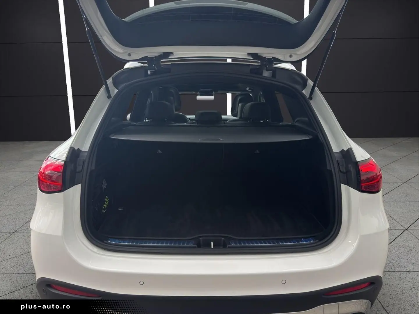 MERCEDES-BENZ GLC 200 4M AMG Premium Sitzklima Massa&hellip;