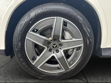 MERCEDES-BENZ GLC 200 4M AMG Premium Sitzklima Massa…