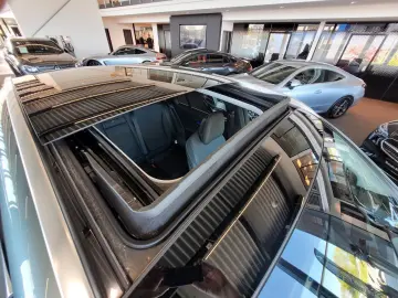 MERCEDES-BENZ GLC 200 4M AVANTGARDE PREMIUM  PANO AH…