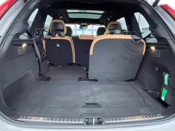 VOLVO XC90 T8 AWD Ultra Bright High- End Ausstattung