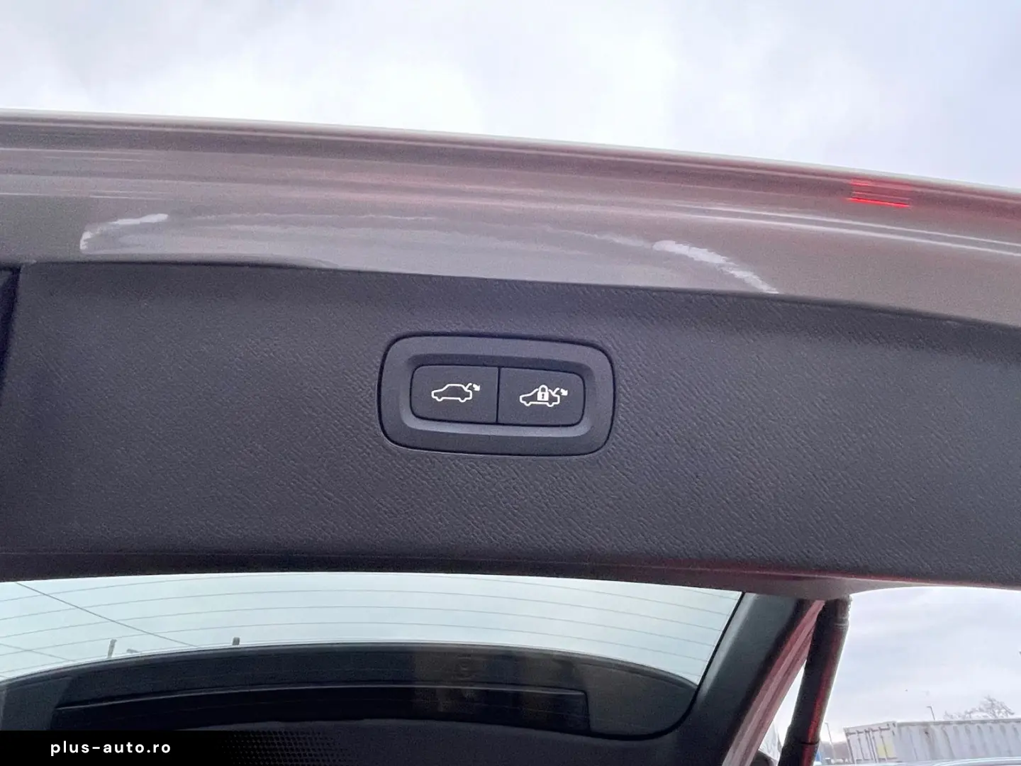 VOLVO XC90 T8 AWD Ultra Bright High- End Ausstattung