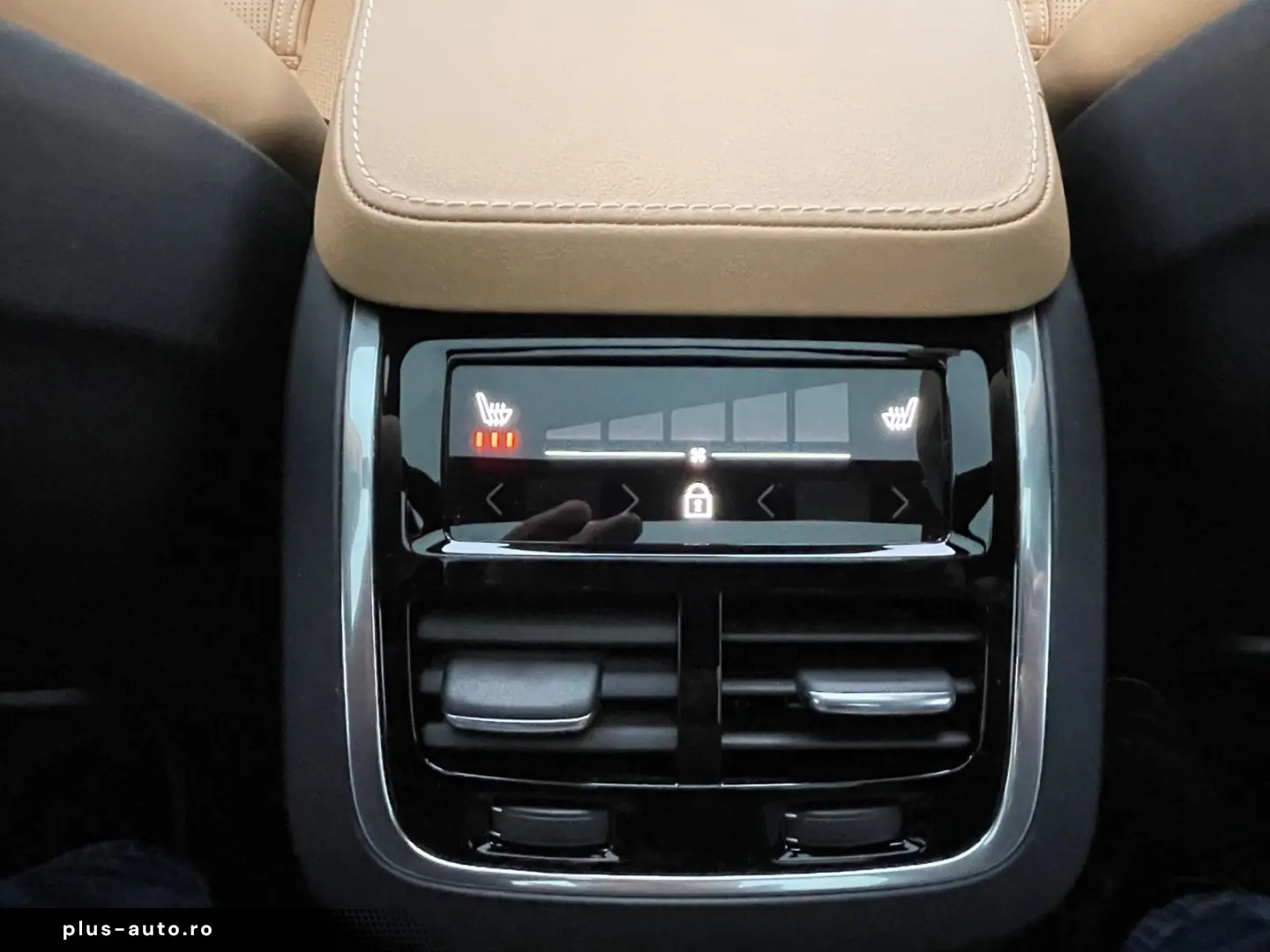VOLVO XC90 T8 AWD Ultra Bright High- End Ausstattung