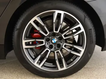 BMW 540 d xDrive M Sport Pro DrivAssPro Head-