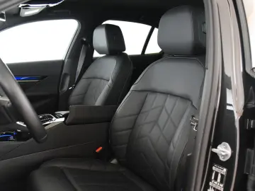 BMW 540 d xDrive M Sport Pro DrivAssPro Head-