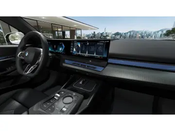 BMW 530 e Limousine Sportpaket AHK-klappba