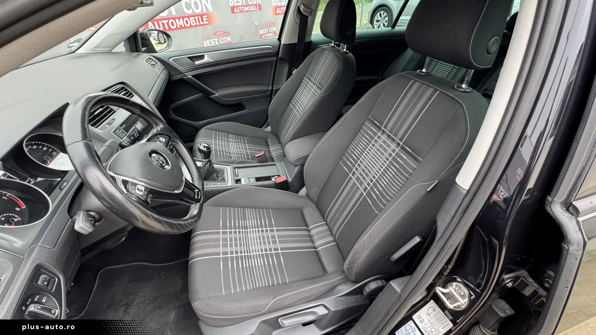 Volkswagen Golf VII