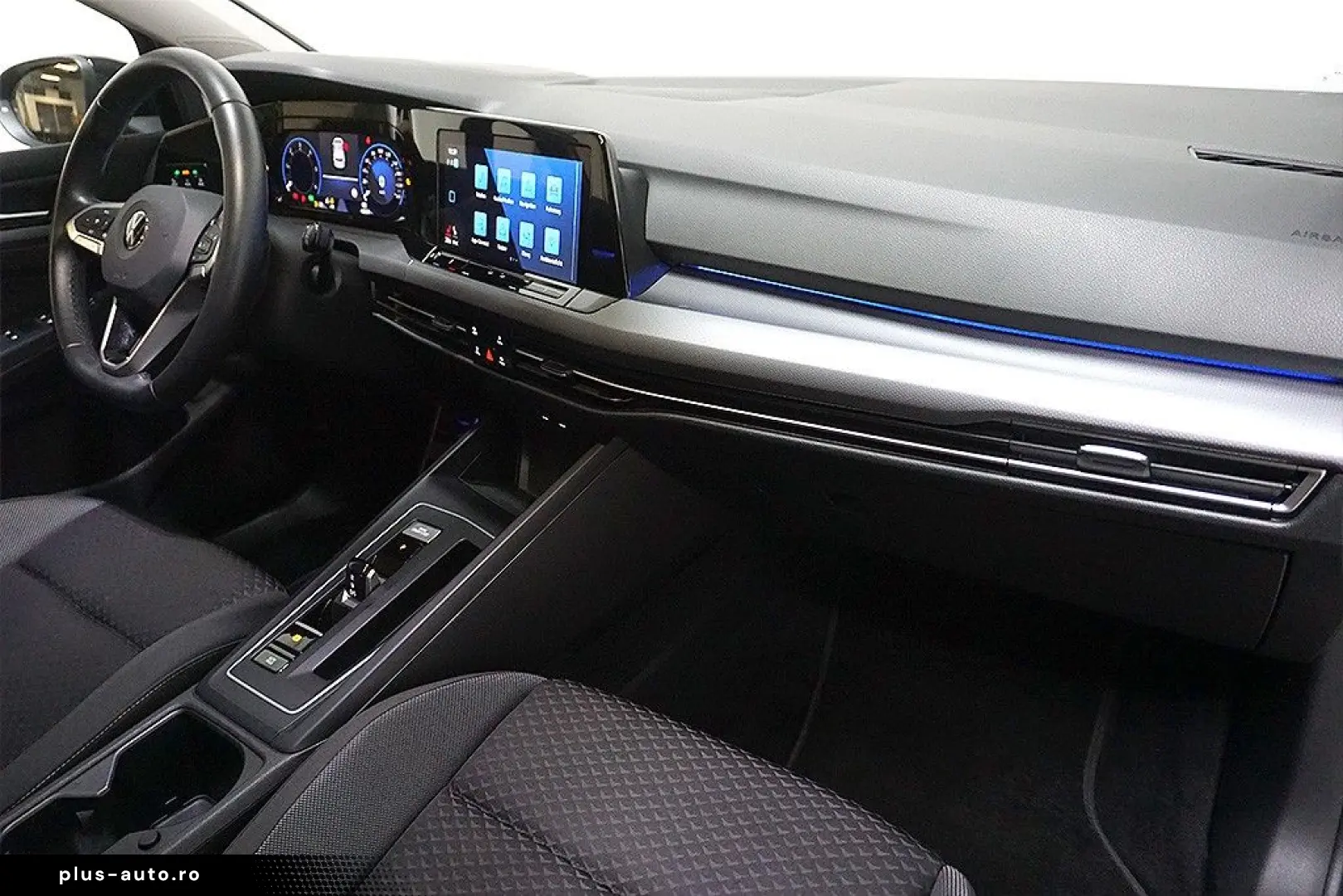 VOLKSWAGEN Golf 2022 — imagine 10