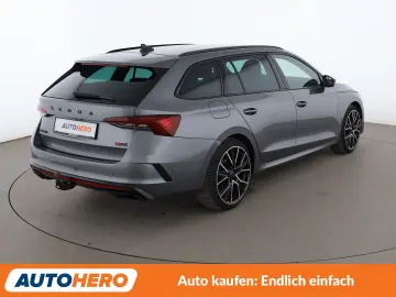 SKODA Octavia 2.0 TDI RS 4x4 Aut. NAV HUD ACC CAM AHK