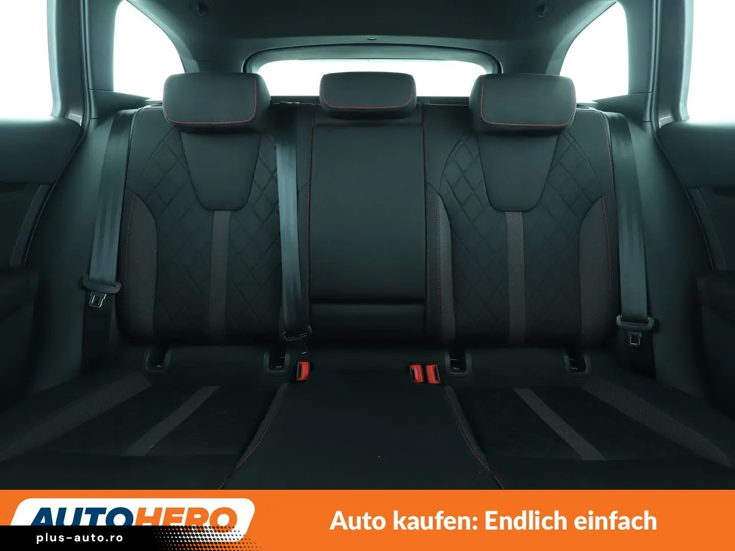 SKODA Octavia 2.0 TDI RS 4x4 Aut. NAV HUD ACC CAM AHK