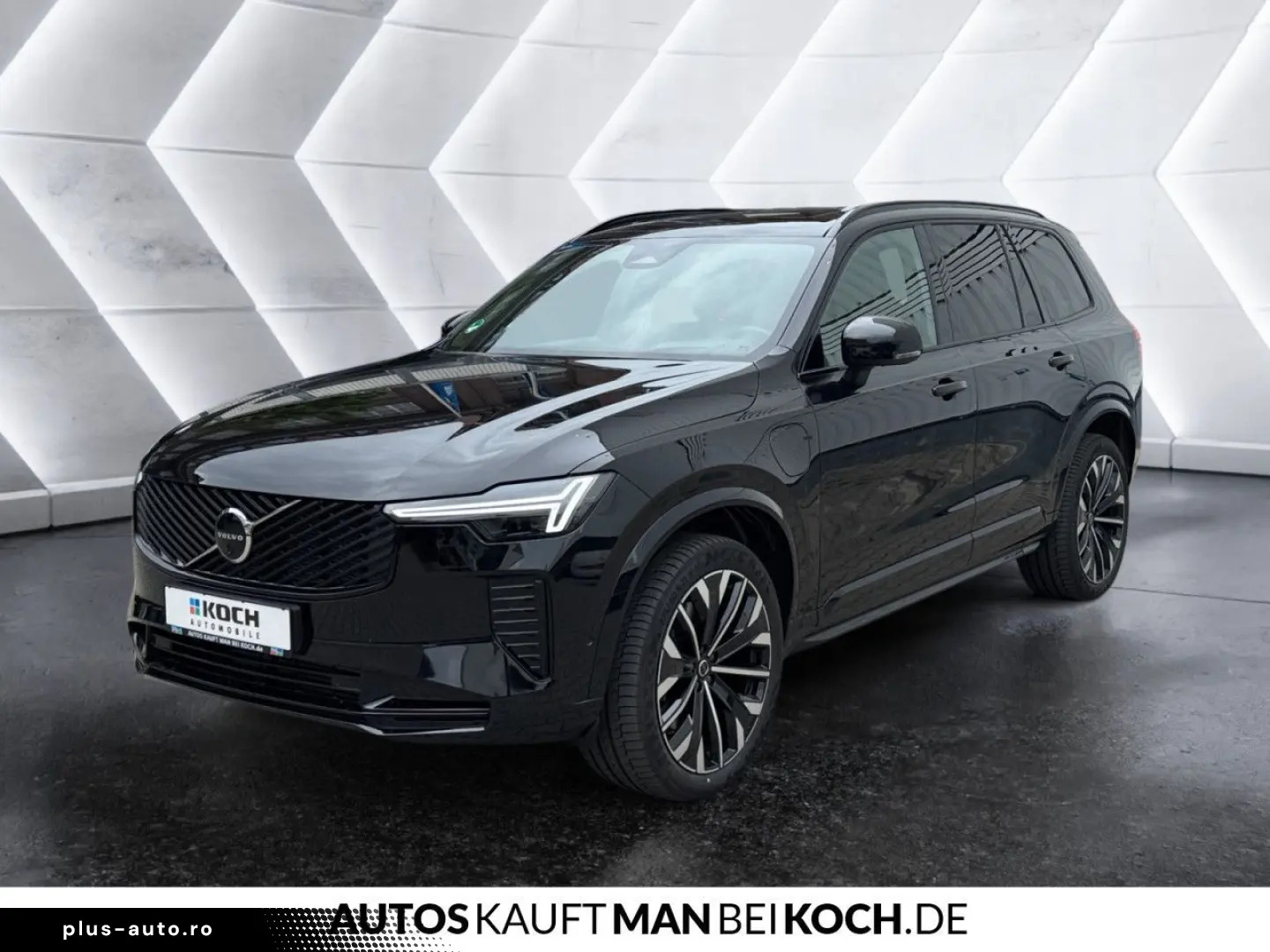 VOLVO XC90 T8 AWD Plug-in Hybrid Plus Dark