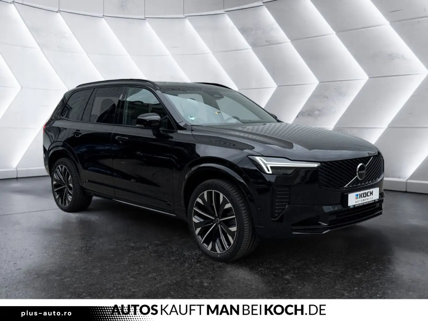 VOLVO XC90 T8 AWD Plug-in Hybrid Plus Dark
