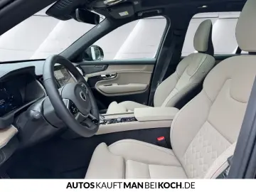 VOLVO XC90 T8 AWD Plug-in Hybrid Plus Dark