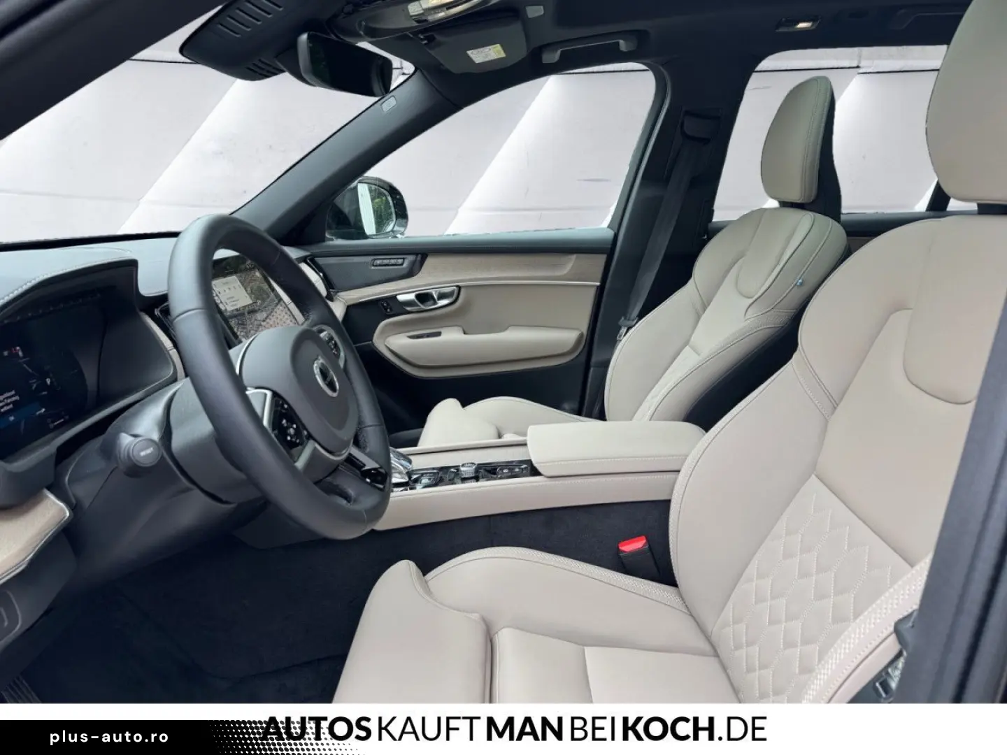 VOLVO XC90 T8 AWD Plug-in Hybrid Plus Dark