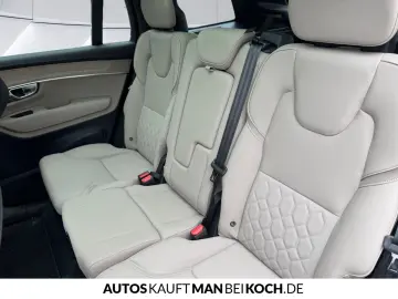 VOLVO XC90 T8 AWD Plug-in Hybrid Plus Dark