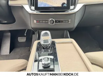 VOLVO XC90 T8 AWD Plug-in Hybrid Plus Dark