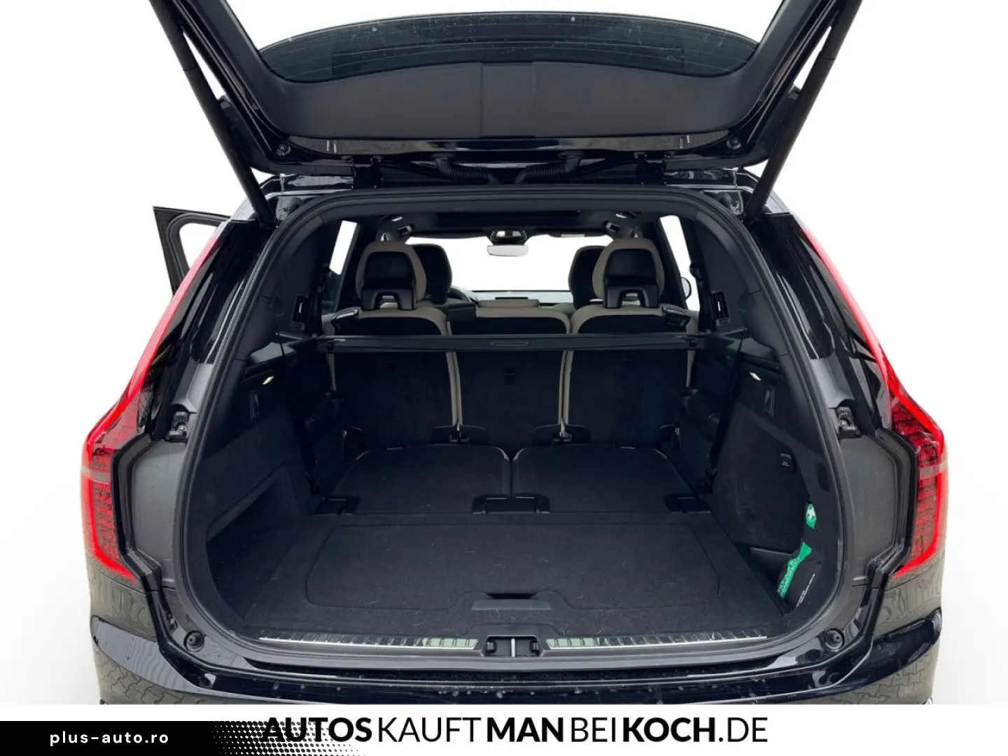 VOLVO XC90 T8 AWD Plug-in Hybrid Plus Dark