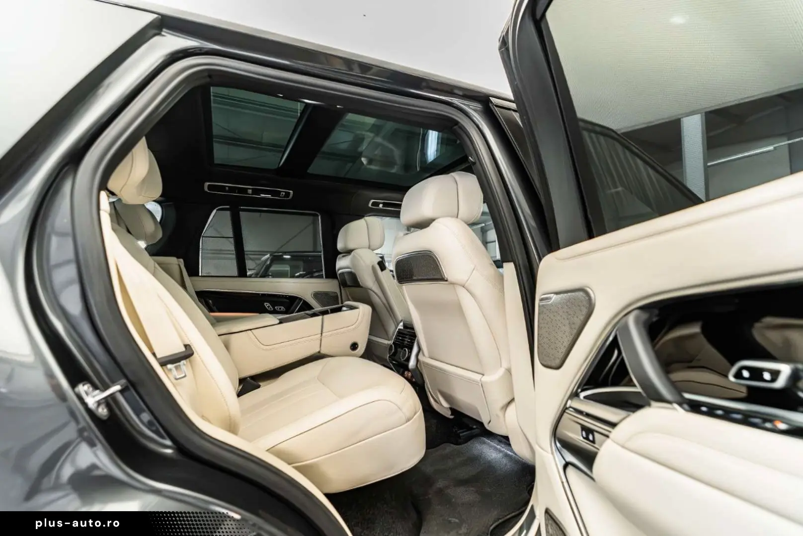 LAND ROVER Range Rover D350 Autobiography   L.Beige