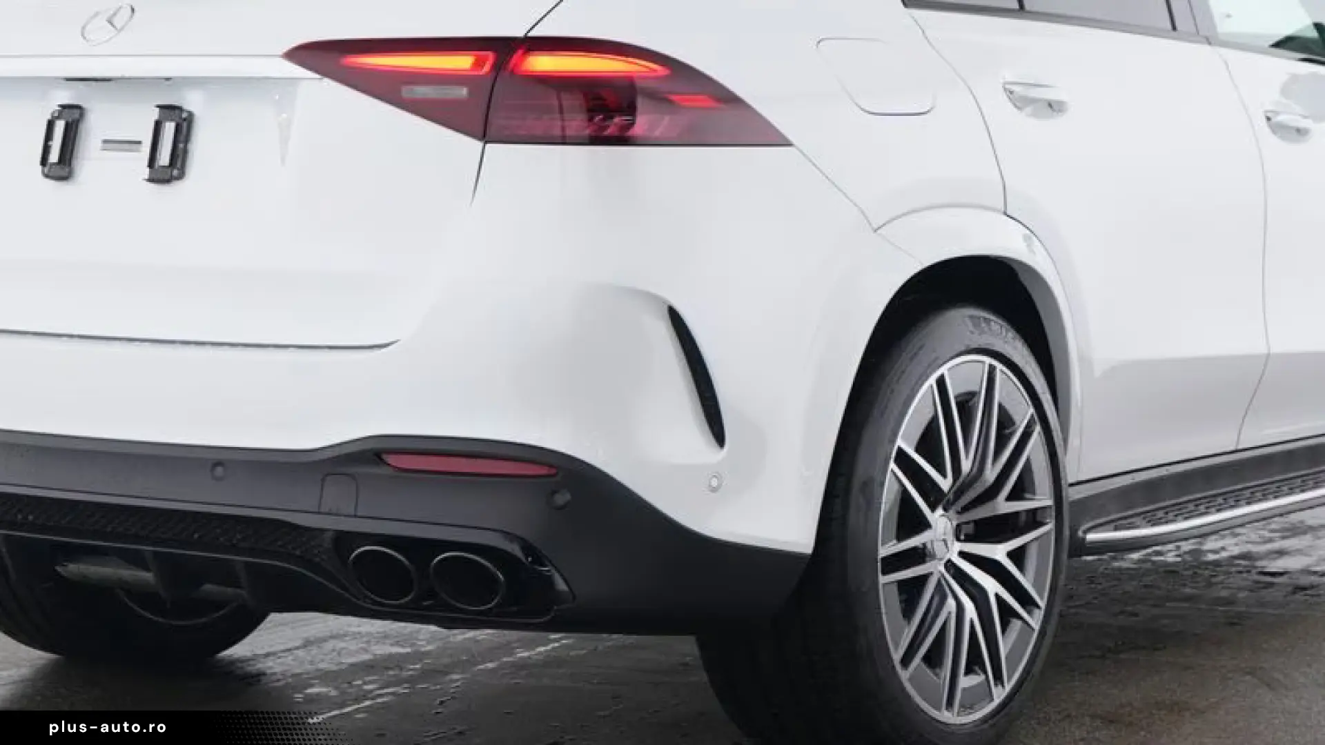 MERCEDES-BENZ GLE 2025 — imagine 3