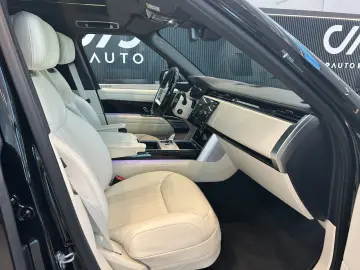 LAND ROVER Range Rover Autobiography