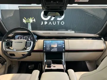 LAND ROVER Range Rover Autobiography