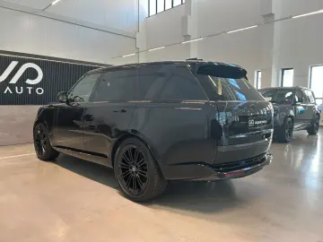 LAND ROVER Range Rover Autobiography