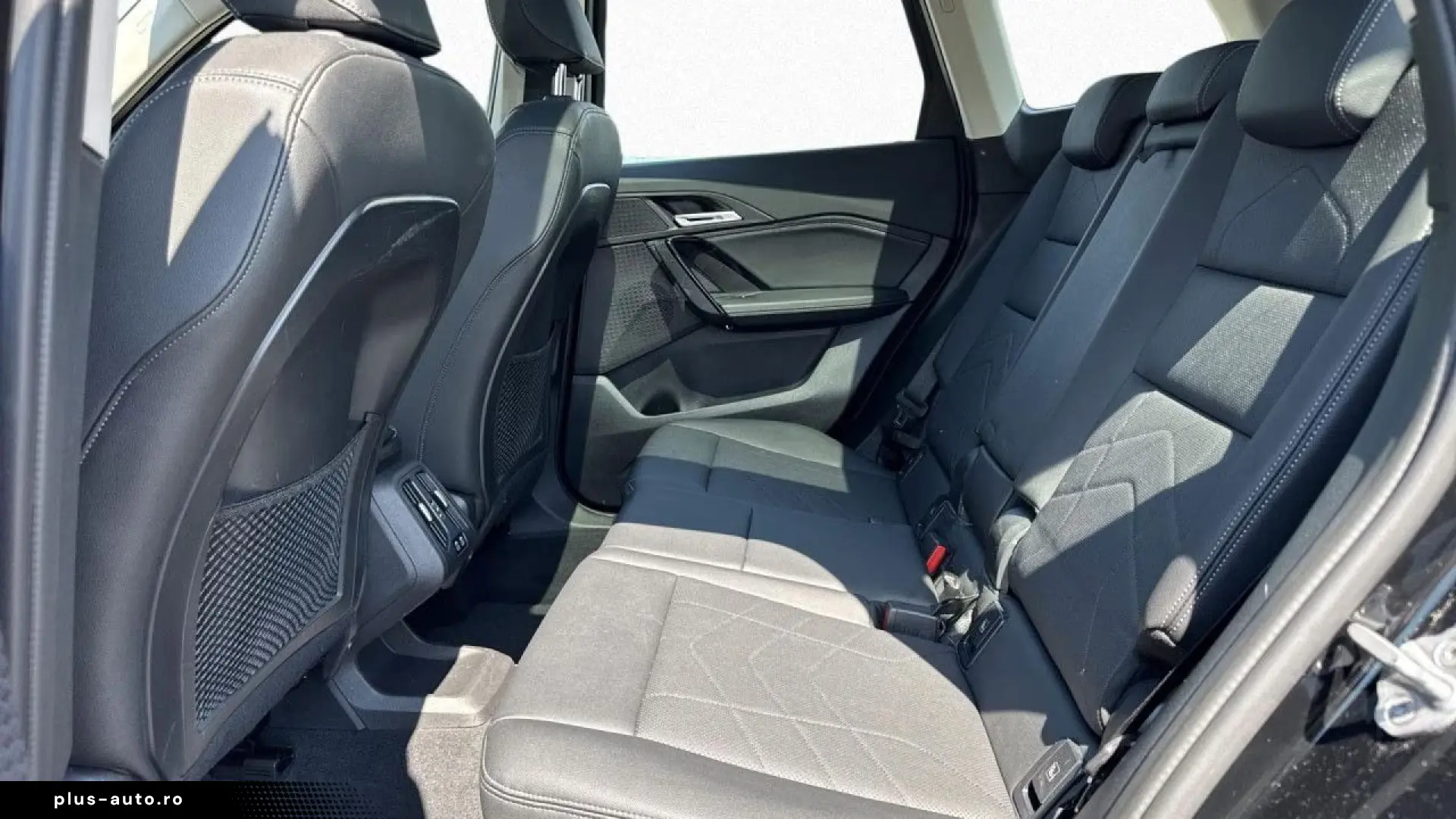 BMW X1 sDrive 18dA LivePlus LED Pano Kamera