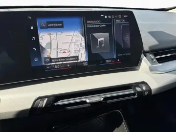 BMW X1 sDrive 18dA LivePlus LED Pano Kamera