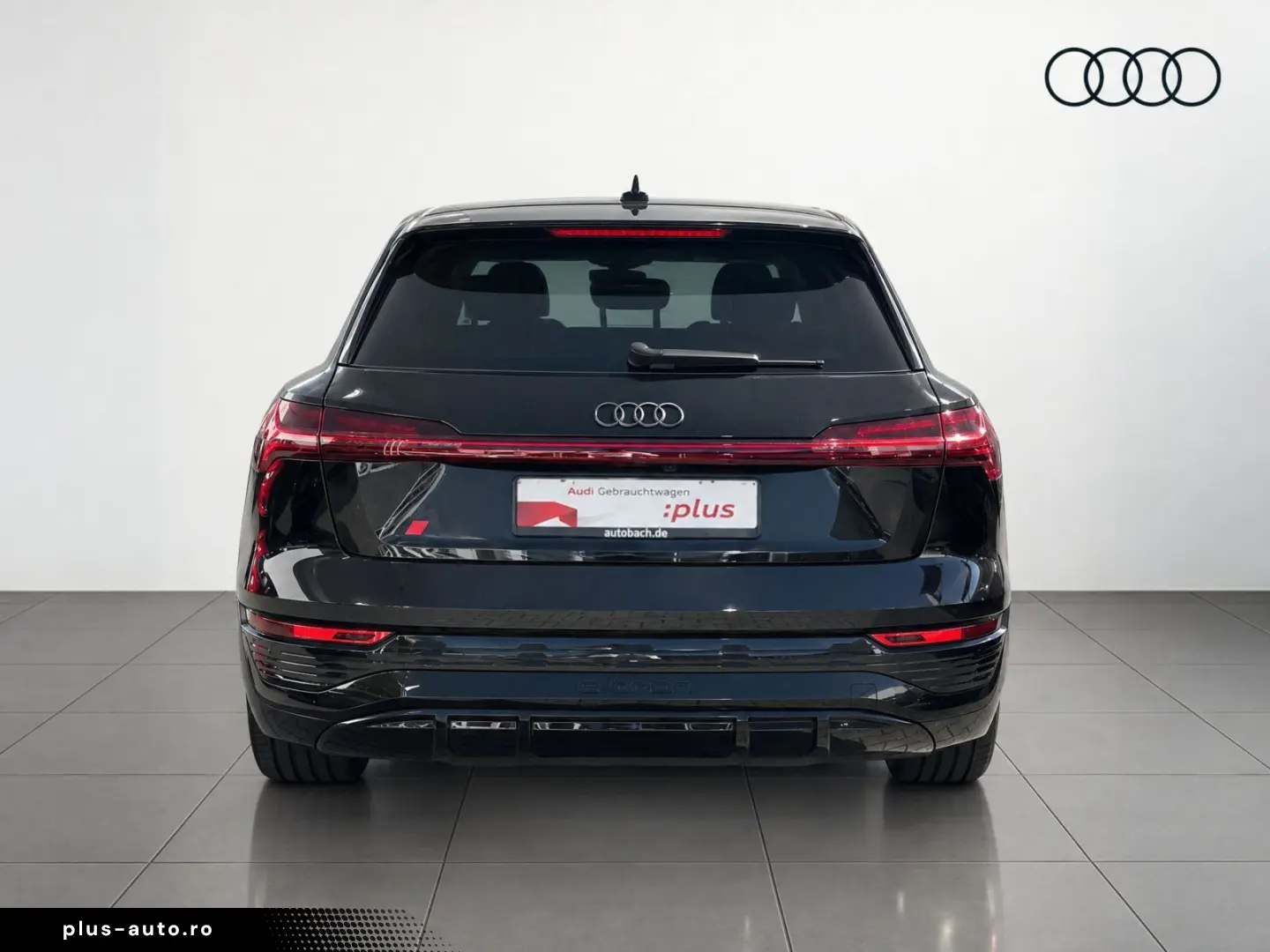 AUDI Q8 2023 — imagine 4