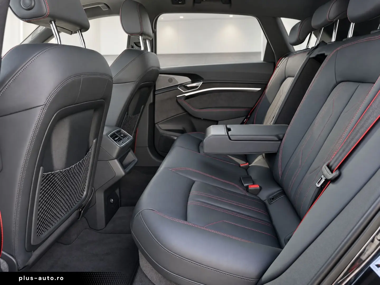 AUDI Q8 2023 — imagine 17