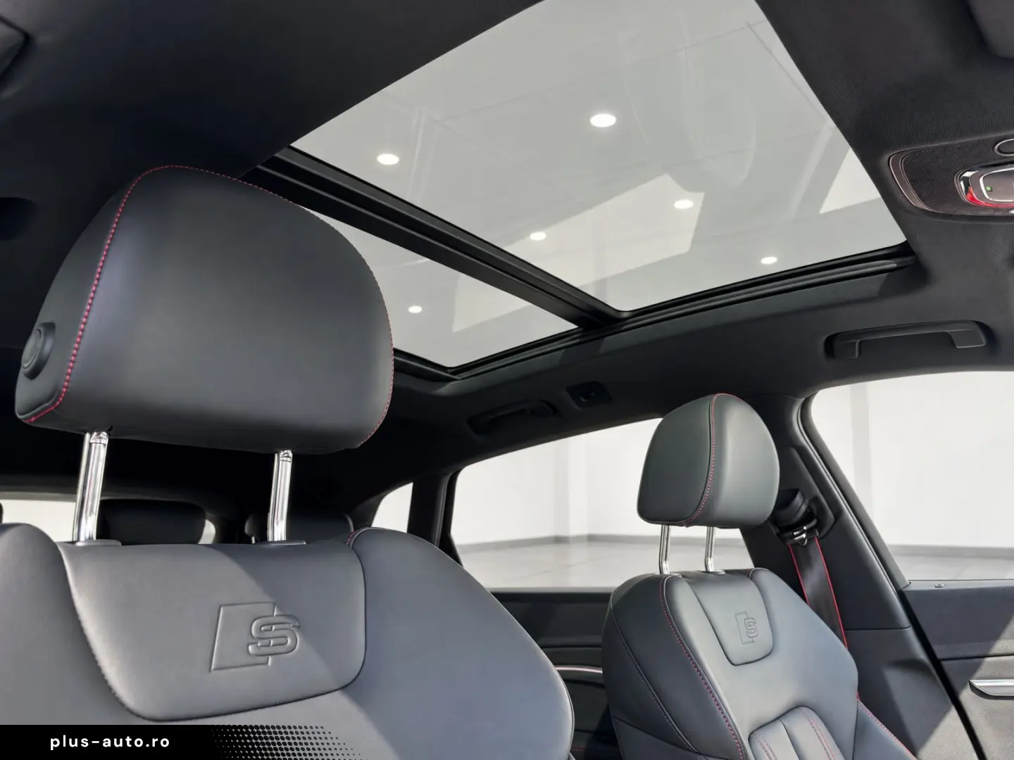 AUDI Q8 2023 — imagine 22