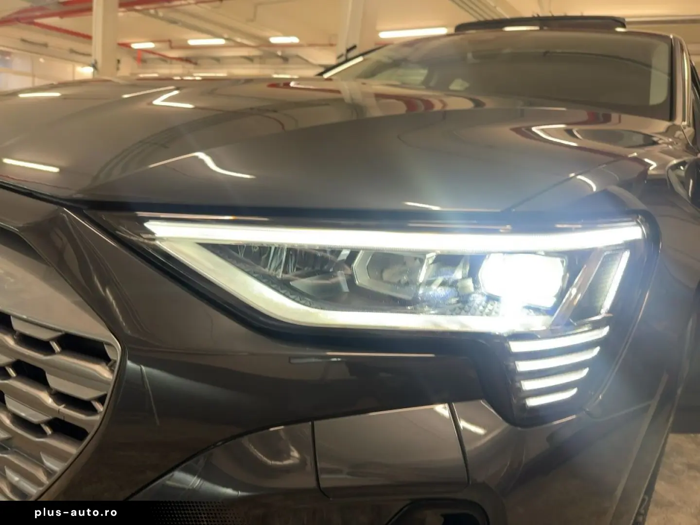 AUDI Q8 2023 — imagine 18