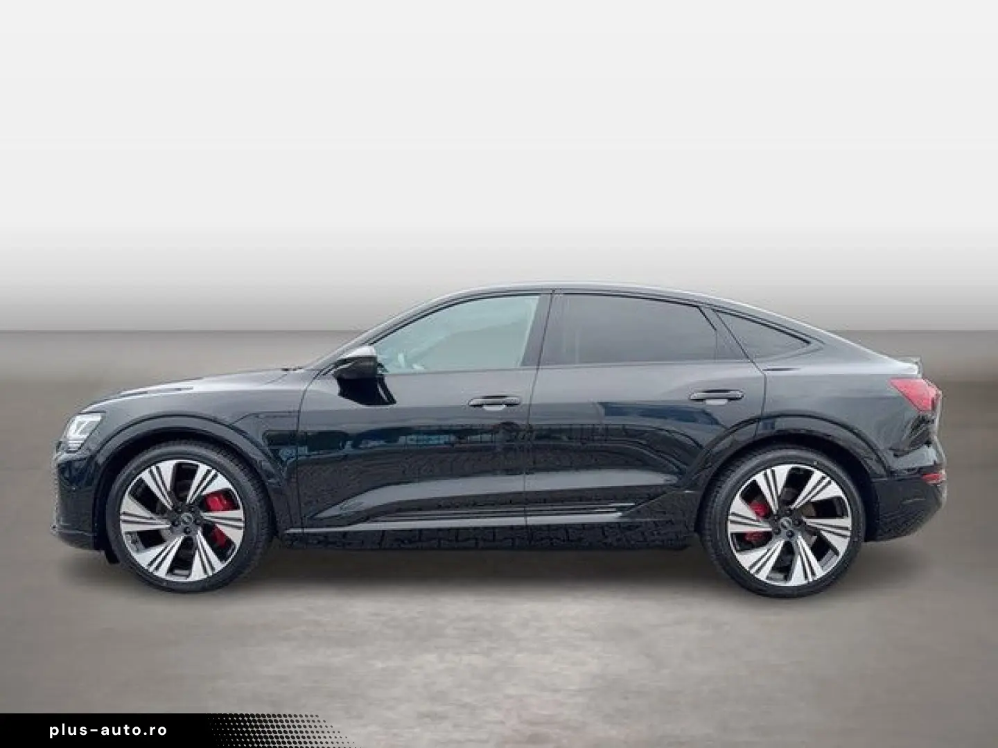 AUDI Q8 2023 — imagine 2
