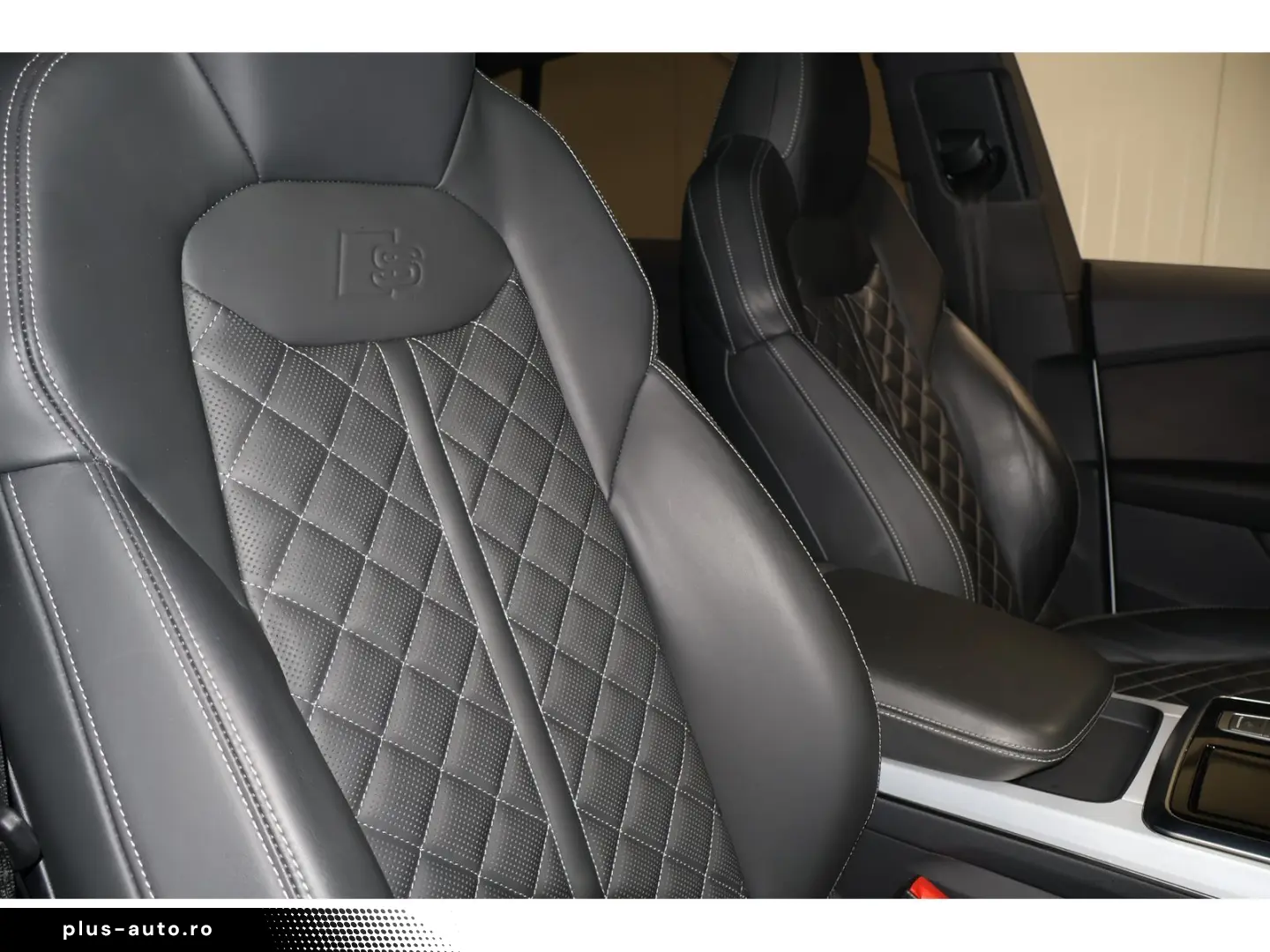 AUDI Q8 2023 — imagine 8